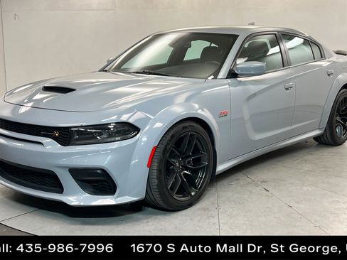 Used 2022 Dodge Charger Scat Pack RWD image 1