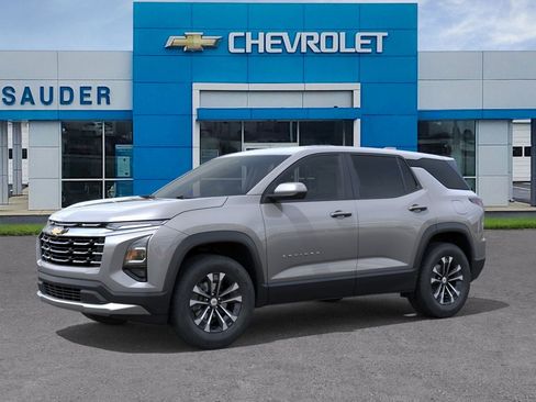 New 2026 Chevrolet Equinox LT w/ Convenience Package II image 2