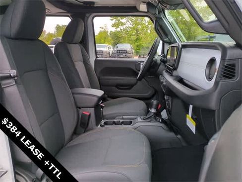 New 2025 Jeep Gladiator Sport image 21