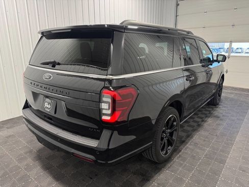 Used 2022 Ford Expedition Max Limited image 3
