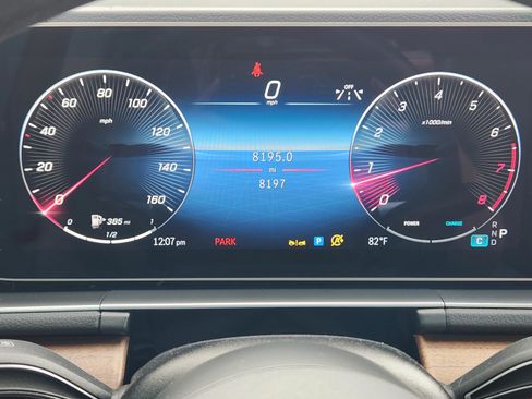 Certified 2025 Mercedes-Benz GLS 450 4MATIC image 9