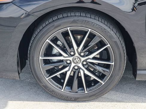 Used 2024 Toyota Camry SE FWD image 10