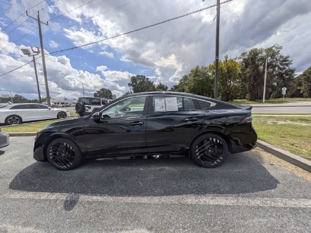 Used 2026 Nissan Sentra SR w/ Floor Mat Package FWD image 6
