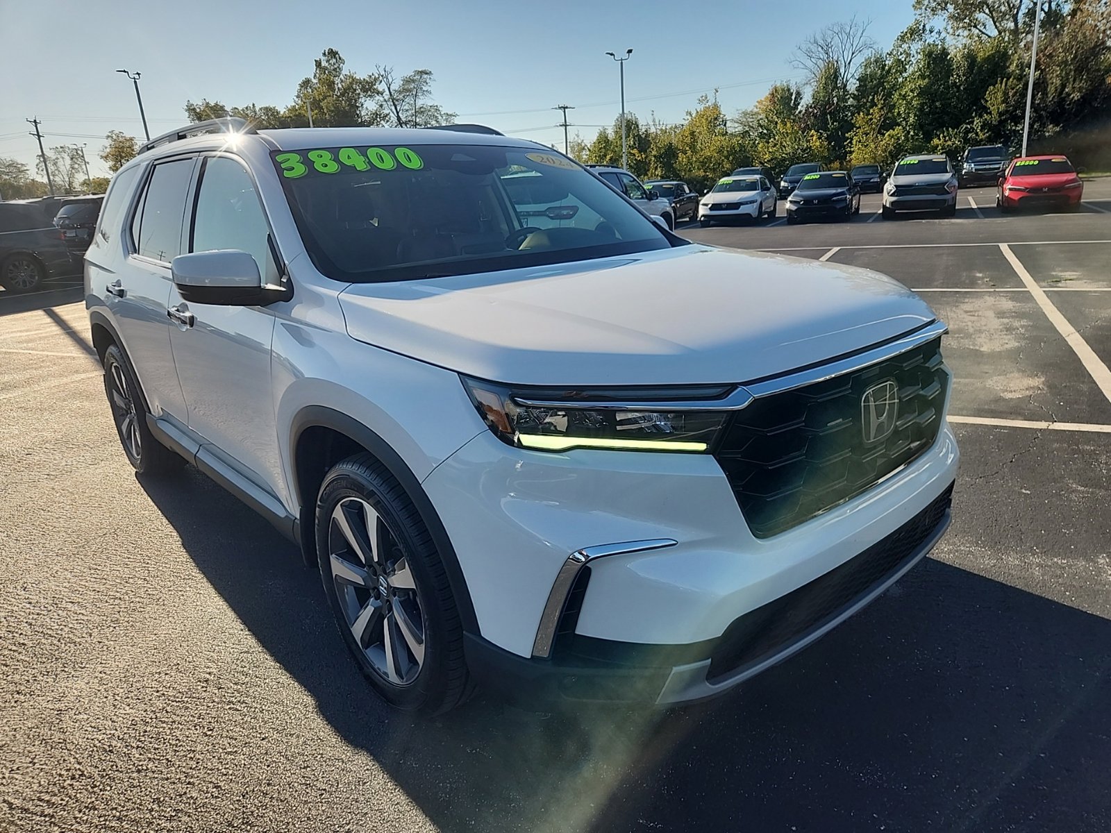 Used 2024 Honda Pilot Touring image 8