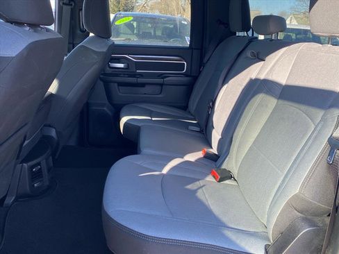 Used 2024 RAM 2500 Big Horn w/ Bed Utility Group image 18