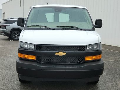 New 2026 Chevrolet Express 3500