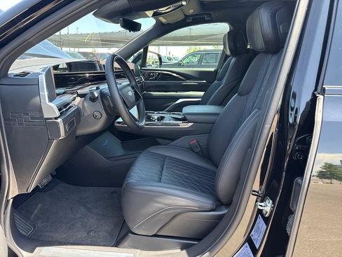 Used 2026 Cadillac Escalade IQL Sport 1 AWD/4WD image 25