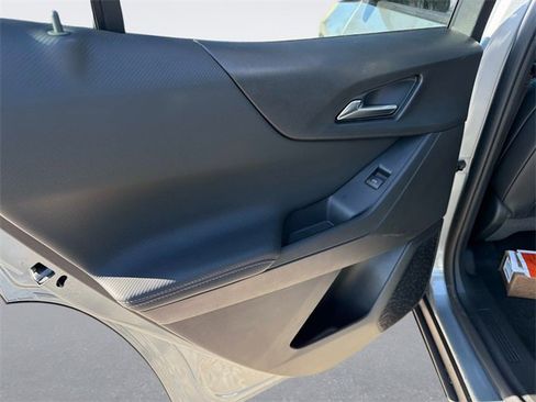 New 2026 Chevrolet Equinox LT w/ Convenience Package II image 13