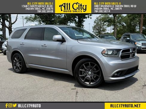 Used 2017 Dodge Durango R/T RWD image 1