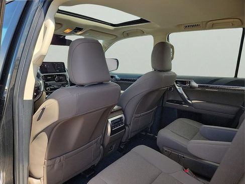 Used 2023 Lexus GX 460 Premium AWD/4WD image 14