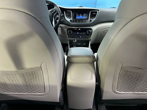 Used 2017 Hyundai Tucson SE image 36