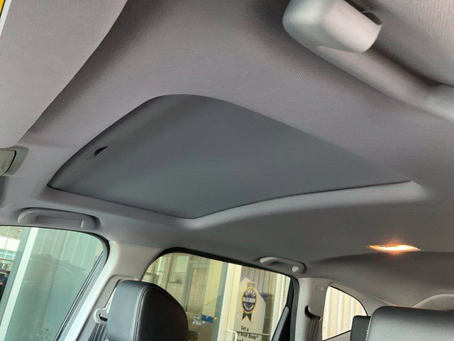 Certified 2019 Honda CR-V Touring image 7