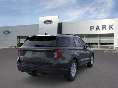 New 2026 Ford Explorer Active image 8