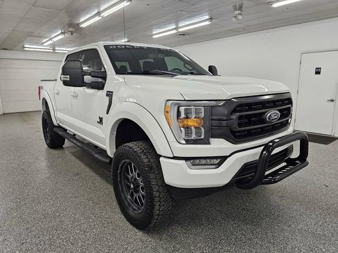 Used 2021 Ford F150 XLT w/ Equipment Group 302A High AWD/4WD image 3