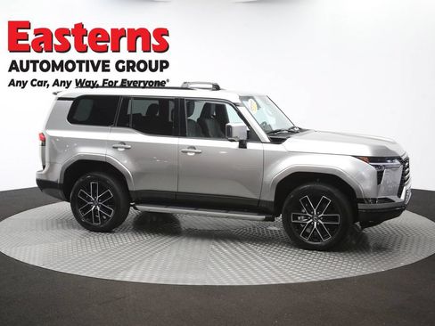 Used 2024 Lexus GX 550 w/ Cold Area Package AWD/4WD image 52
