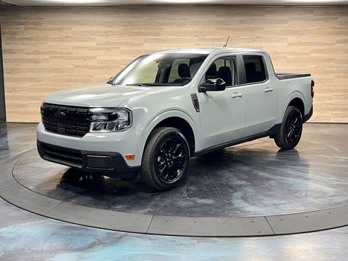 Used 2024 Ford Maverick Lariat w/ Black Appearance Package image 5