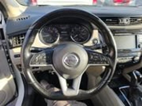 Used 2022 Nissan Rogue Sport SL w/ Premium Package AWD/4WD image 8