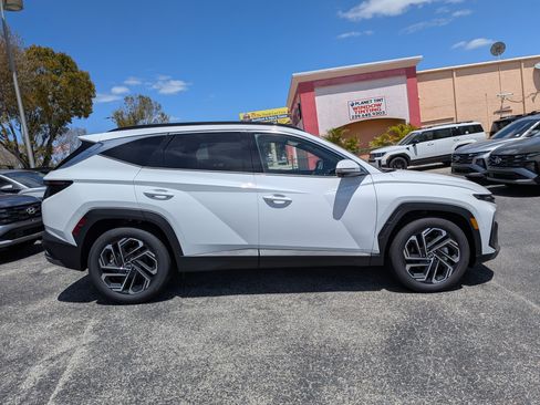 New 2026 Hyundai Tucson Limited w/ Tow & Go Package FWD image 2