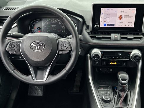 Used 2023 Toyota RAV4 SE w/ Weather & Moonroof Package image 14