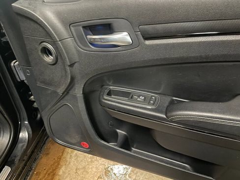 Used 2012 Chrysler 300 S w/ Luxury Group image 25