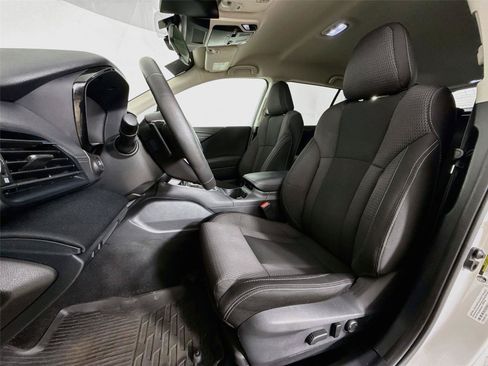 Used 2023 Subaru Outback Premium AWD/4WD image 21