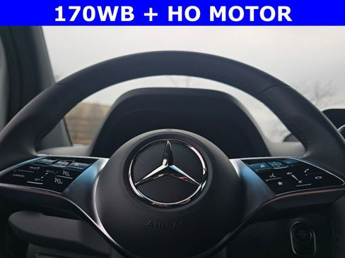 New 2025 Mercedes-Benz Sprinter 2500 image 19