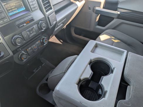 Used 2016 Ford F150 XLT RWD image 23