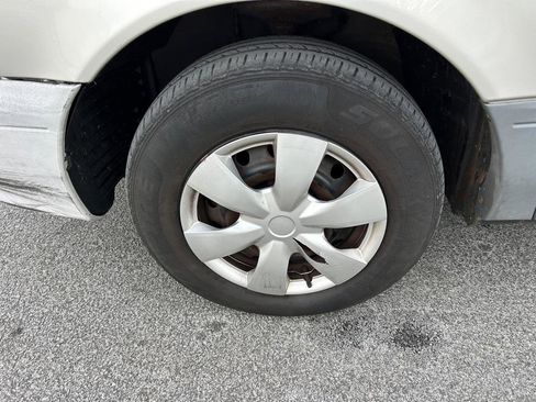 Used 2002 Toyota Sienna LE image 13