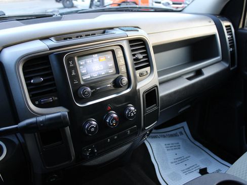 Used 2016 RAM 3500 Tradesman w/ Chrome Appearance Group RWD image 12