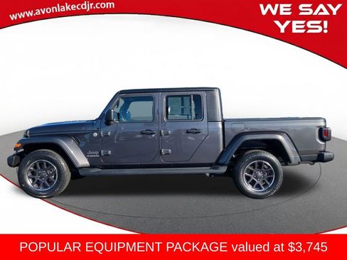 Used 2022 Jeep Gladiator Overland w/ Popular Equipment Package image 3