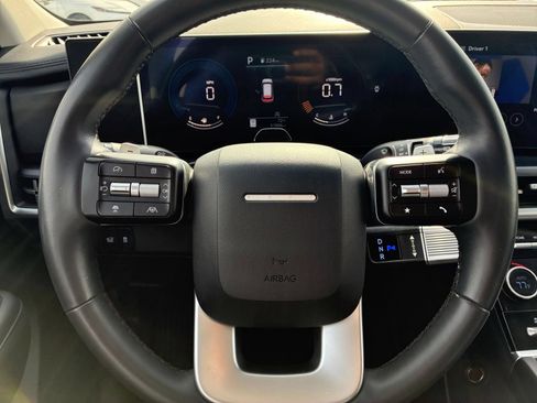 Used 2025 Hyundai Santa Fe SEL AWD/4WD image 25