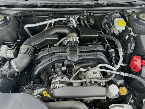 Used 2023 Subaru Outback Premium image 31