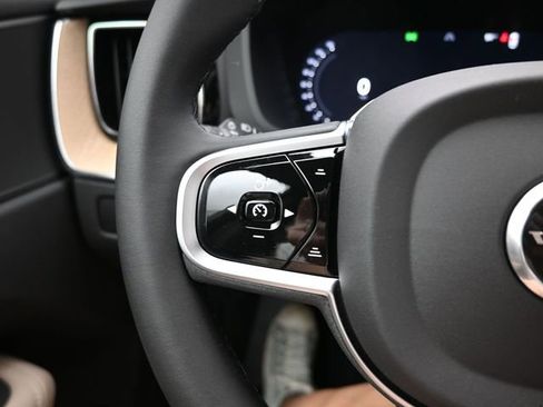 New 2026 Volvo XC60 B5 Plus w/ Protection Package Premier AWD/4WD image 27