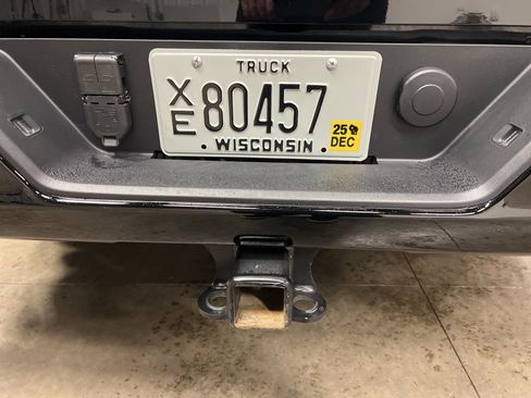 Certified 2025 GMC Sierra 2500 AT4 w/ AT4 Premium Plus Package image 7