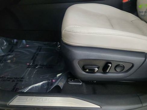 Used 2024 Lexus RX 350 Premium Plus w/ Convenience Package FWD image 34