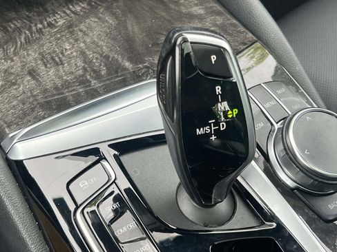 Certified 2023 BMW 540i w/ Premium Package RWD image 18