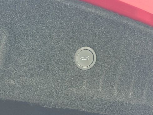 Used 2021 Tesla Model S Plaid AWD/4WD image 27