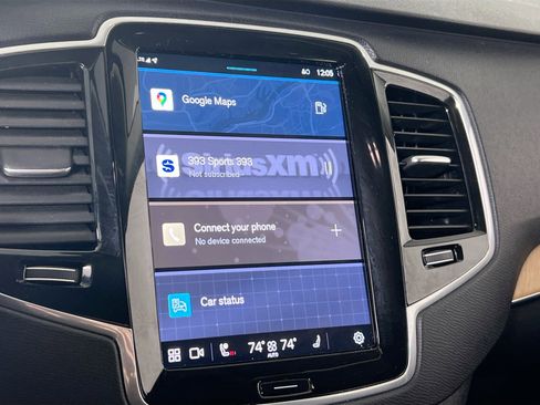 Used 2023 Volvo XC90 B6 Plus image 15