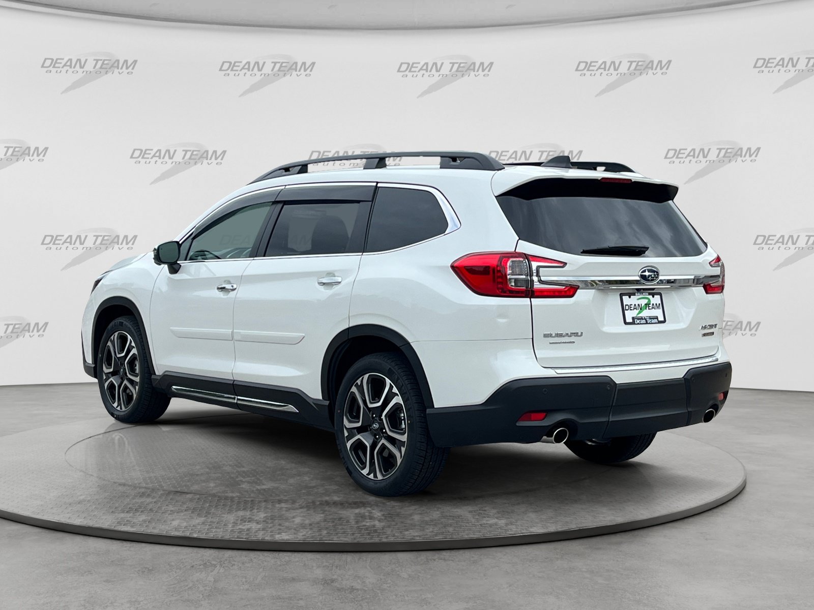 Certified 2023 Subaru Ascent Touring AWD/4WD image 6