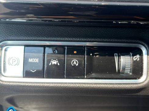 Used 2024 Buick Envision Preferred AWD/4WD image 19