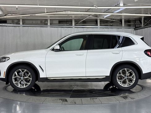 Used 2024 BMW X3 sDrive30i w/ Convenience Package RWD image 2