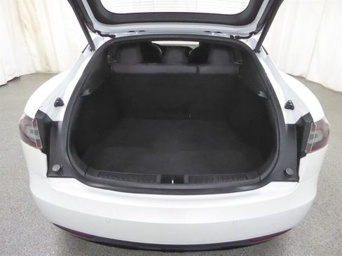 Used 2018 Tesla Model S 75D AWD/4WD image 32