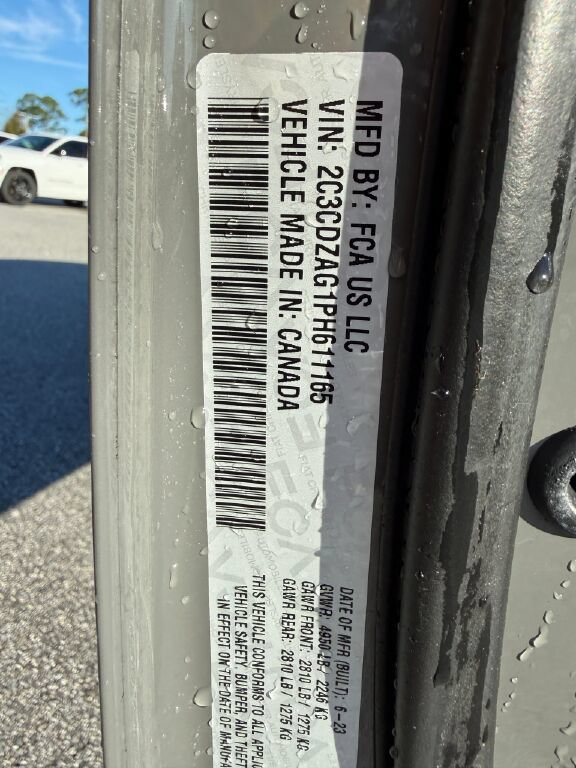 Used 2023 Dodge Challenger SXT RWD image 33