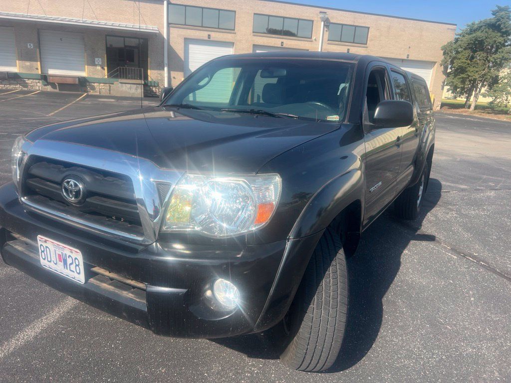 Used 2007 Toyota Tacoma PreRunner RWD image 2