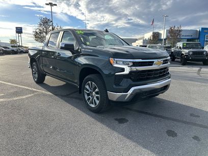New 2026 Chevrolet Silverado 1500 LT w/ LPO, Dark Essentials Package