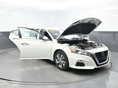 Used 2021 Nissan Altima 2.5 S image 39