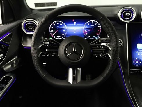 New 2025 Mercedes-Benz GLC 300 4MATIC image 13