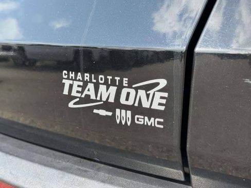 Used 2025 Chevrolet Traverse LT AWD/4WD image 35