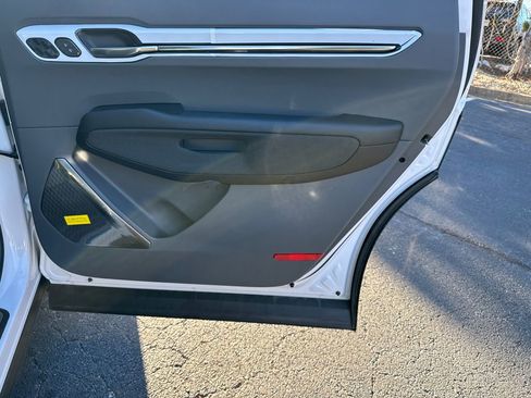 New 2026 Kia EV9 GT-Line AWD/4WD image 16