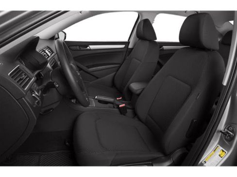 Used 2015 Volkswagen Passat 1.8T Limited Edition FWD image 8